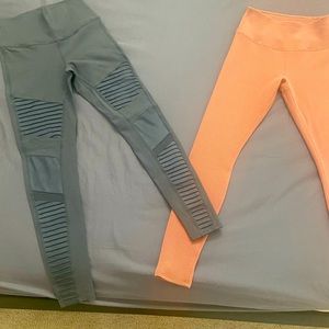 Alo yoga bundle, moto leggings and waffle comfort leggings